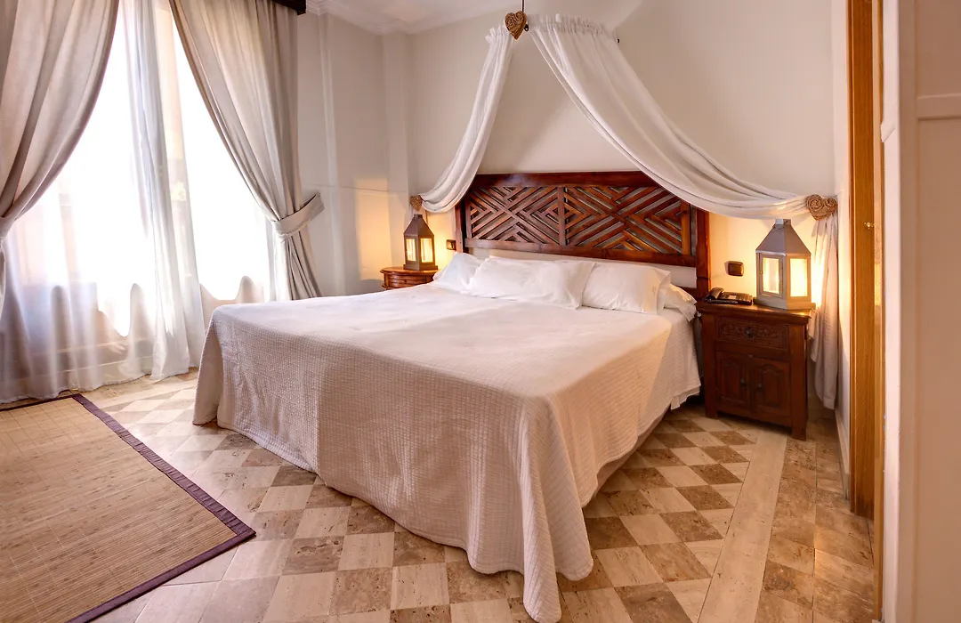 Hotel Boutique Reina Mora-1